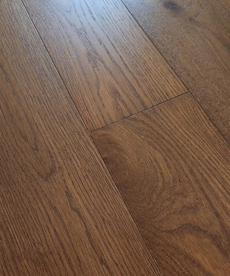 parquet rovere brown con nodi 04