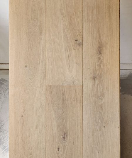 parquet rovere invisibile con nodi plancia 07