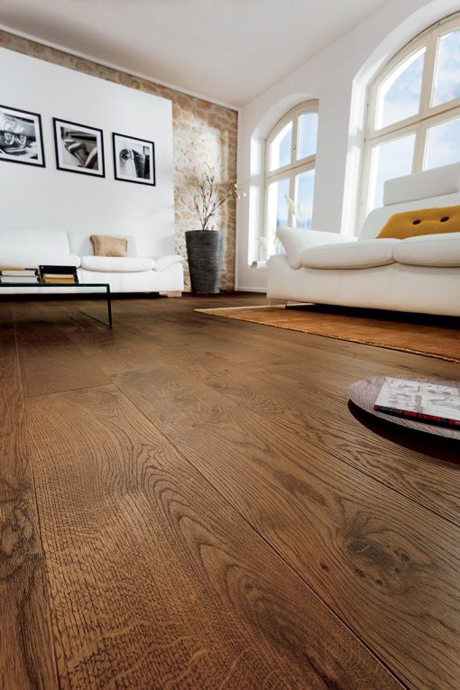 parquet rovere louisiana con nodi plancia 10